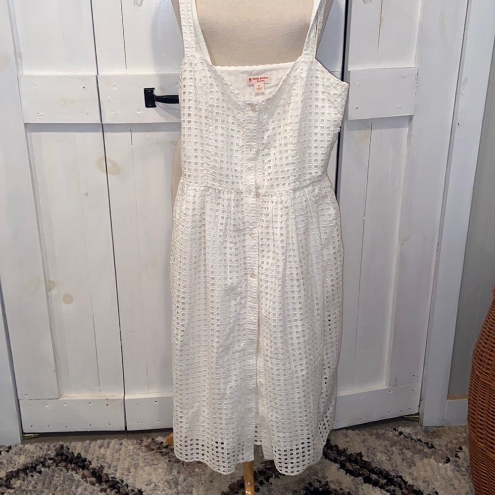 Brooks Brothers White Eyelet Cotton Blend Dress